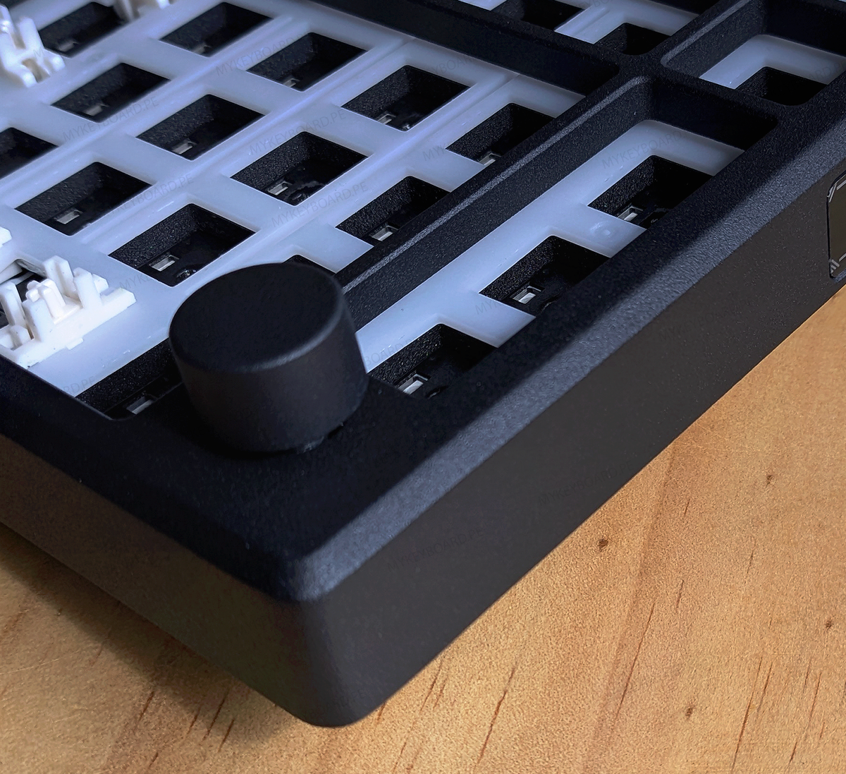 Kit Barebone Epomaker Galaxy 100, Base de teclado de aluminio, Teclado mecánico custom Perú, Kit teclado hot-swap 96%, Epomaker Barebone Kit, Componentes de teclado personalizado Peru.