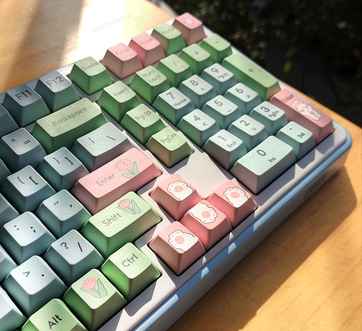 EPOMAKER TH99 Custom Alice Adventure