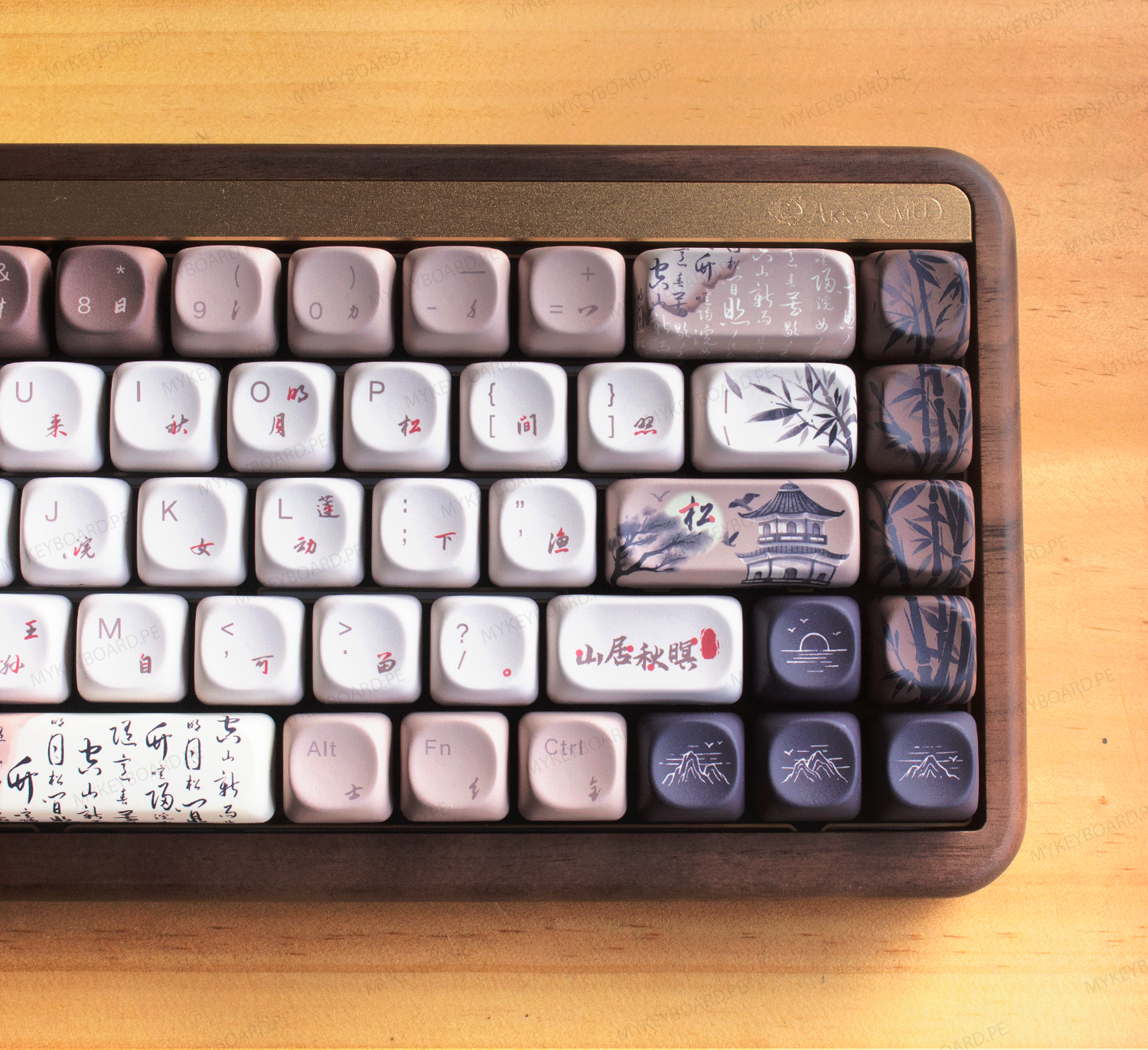 AKKO MU01