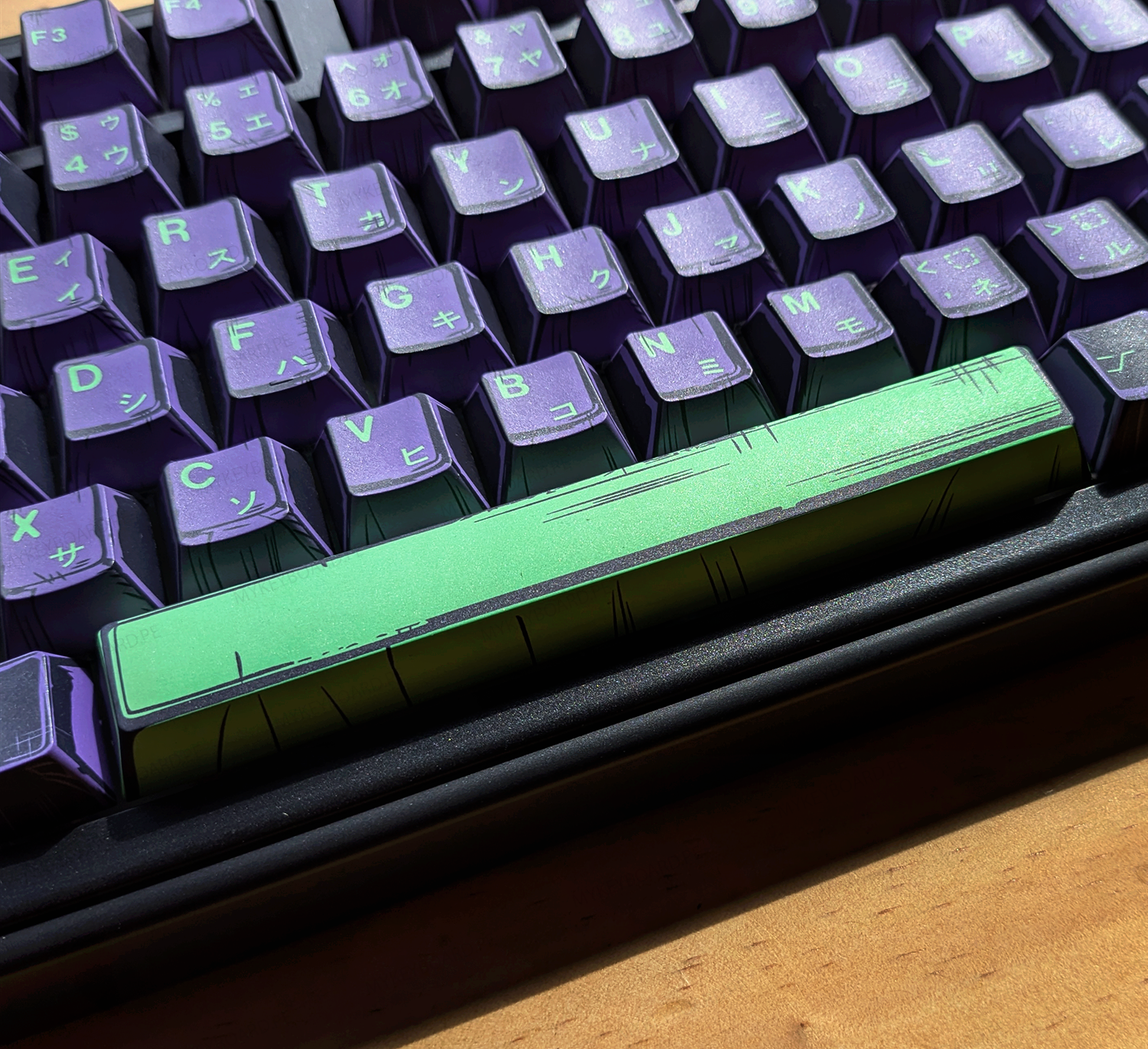 Teclado customizado Epomaker TH99 Evangelion EVA-01