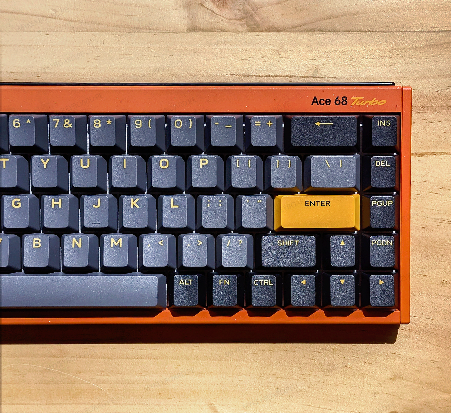 Detalle de keycaps del MCHOSE Ace 68 Turbo – mykeyboard.pe