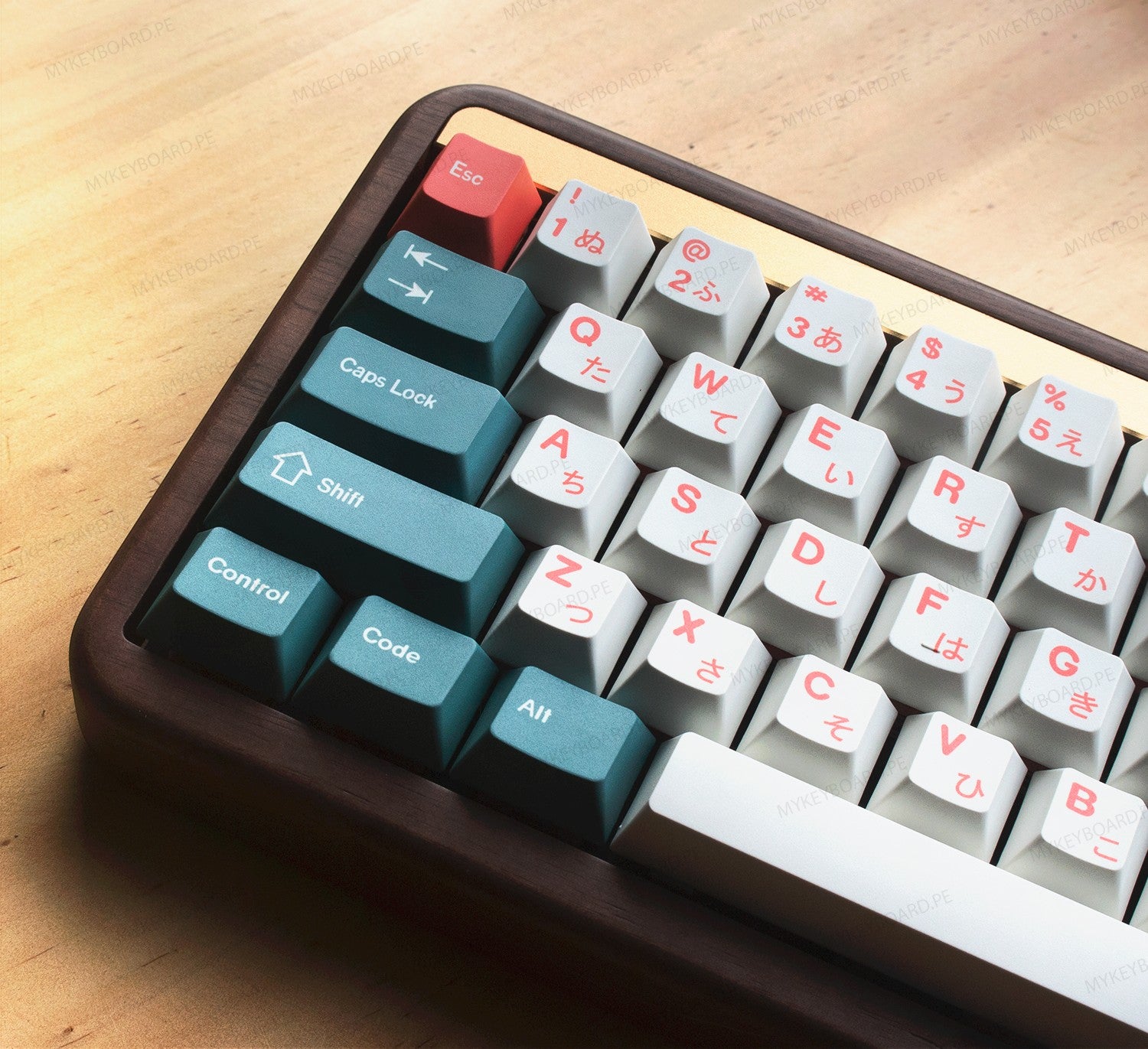 Teclado mecánico MyKeyboard Akko MU01 Kaiju con carcasa de madera de nogal y teclas PBT perfil MOA en gris y verde