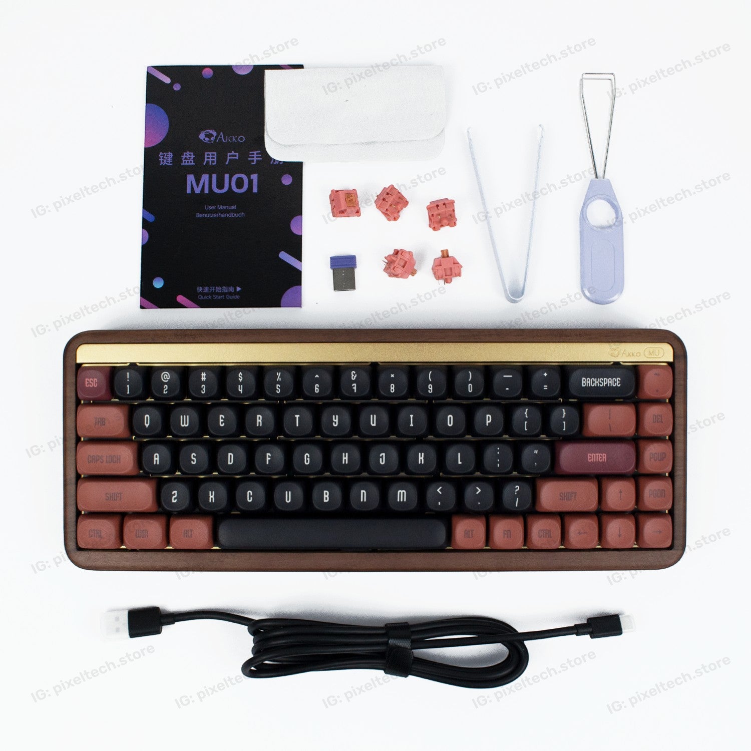Teclado mecánico MyKeyboard Akko MU01 formato 75% con carcasa de madera de nogal, teclas marrones y switches Akko