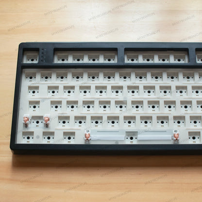 Base de teclado mecánico MyKeyboard EPOMAKER TH108 negra con PCB hot-swap y estabilizadores montados en placa