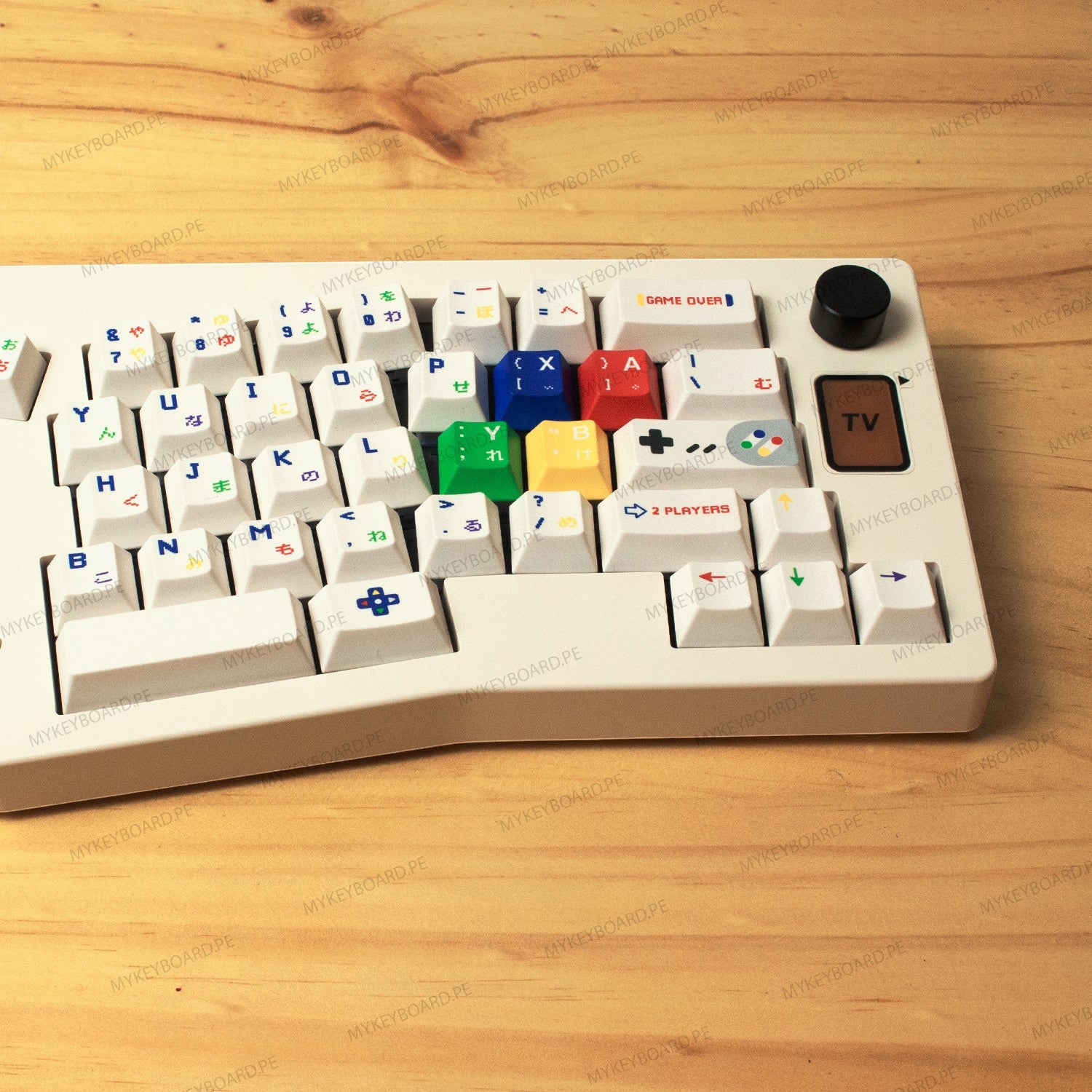 Teclado ergonómico MyKeyboard CIDOO Alice ABM066 con teclas retro estilo Childhood Memories y pantalla LCD integrada