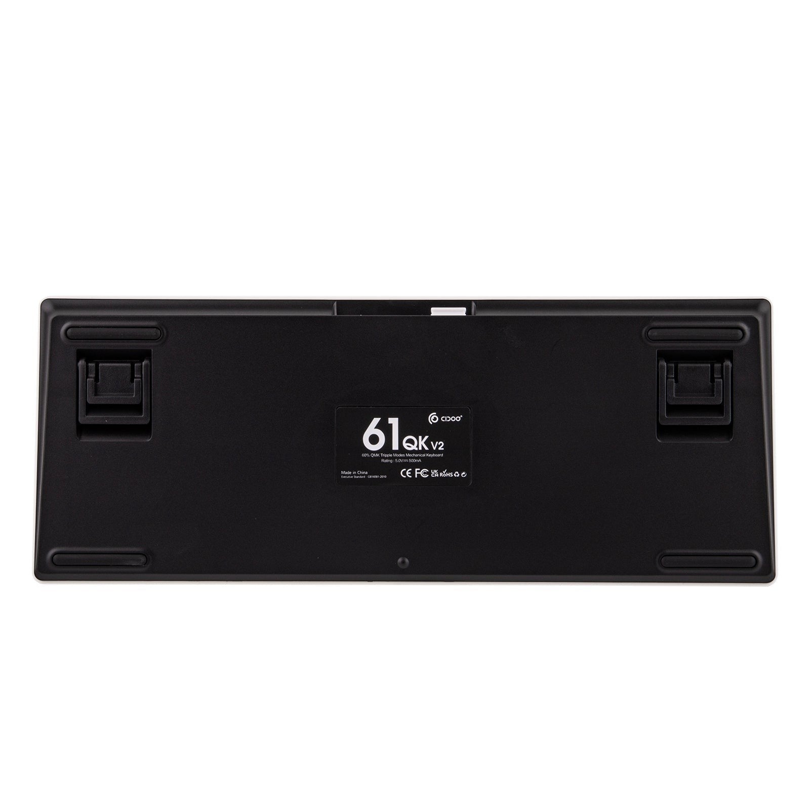 Parte inferior del teclado mecánico MyKeyboard CIDOO QK61 V2 con patas ajustables y etiqueta de especificaciones
