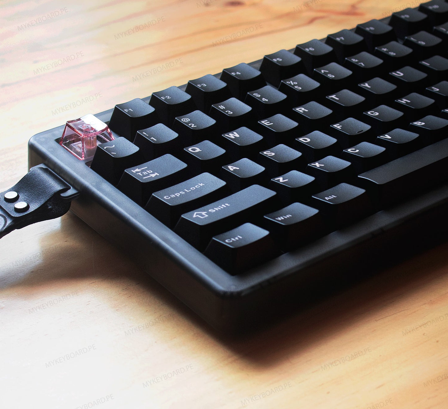 Teclado mecánico MyKeyboard CIDOO QK75 negro en formato 75% con teclas retroiluminadas y conexión USB-C