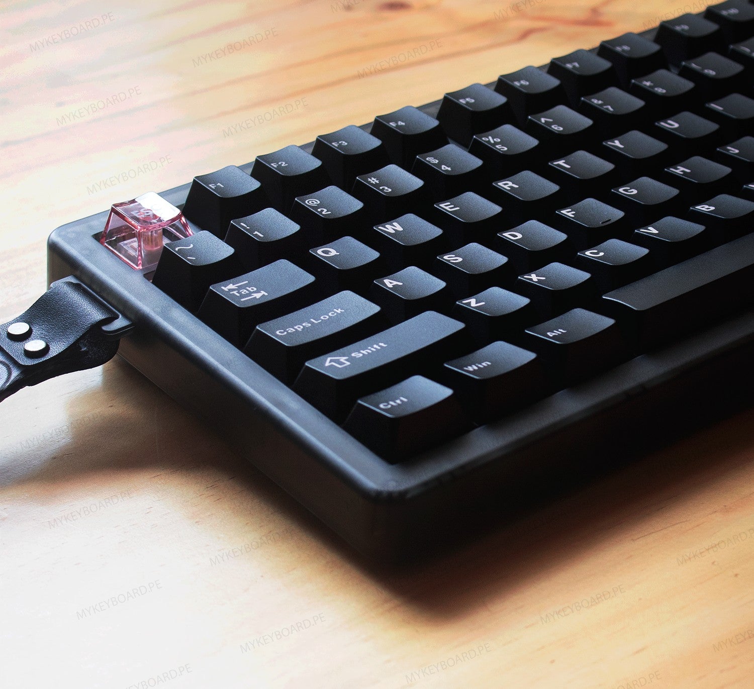 Teclado mecánico MyKeyboard CIDOO QK75 negro en formato 75% con teclas retroiluminadas y conexión USB-C