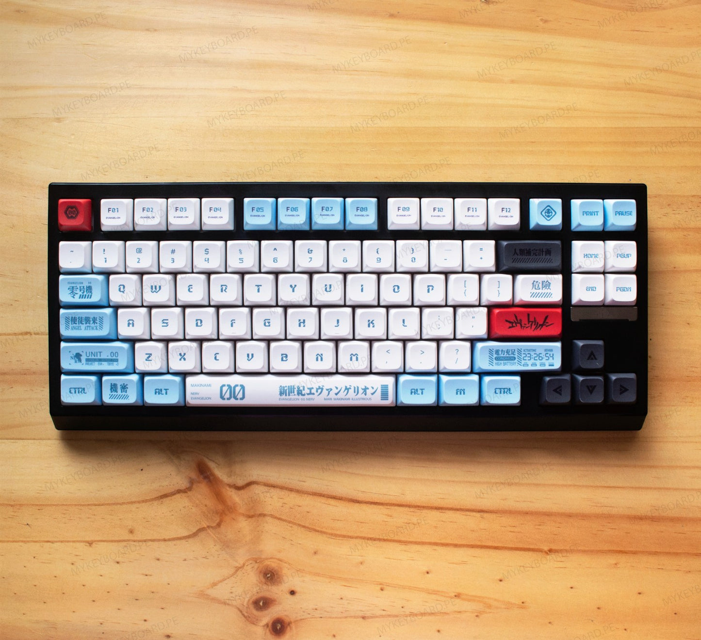 Teclado mecánico MyKeyboard EPOMAKER G84 HE formato 75% con diseño temático EVA 00, teclas PBT y switches magnéticos.