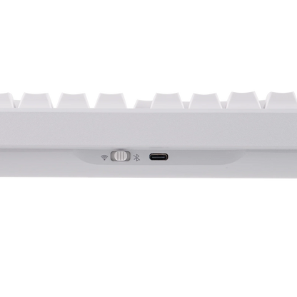 Interruptor de conectividad y puerto USB-C en la parte trasera del teclado mecánico MyKeyboard EPOMAKER Galaxy 100 blanco