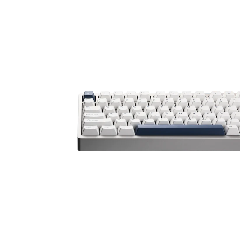 Teclado mecánico MyKeyboard Epomaker P75 formato 75% con cuerpo de aluminio blanco y teclas en blanco y azul marino