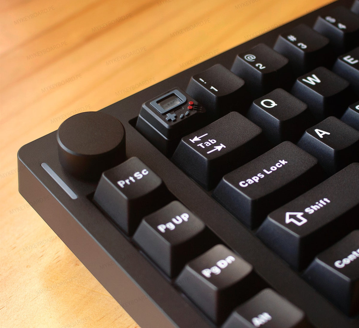 Teclado mecánico MyKeyboard Epomaker Split 70 negro con perilla de volumen y tecla artesanal de consola retro