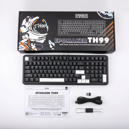 Teclado mecánico MyKeyboard Epomaker TH99 96% con teclas PBT negras y blancas, incluye caja, cable y accesorios.