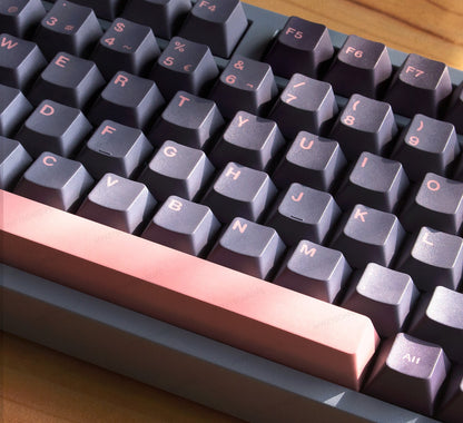 Teclado mecánico MyKeyboard Leobog Hi75 con teclas Sakura Night, chasis de aluminio y distribución en español.
