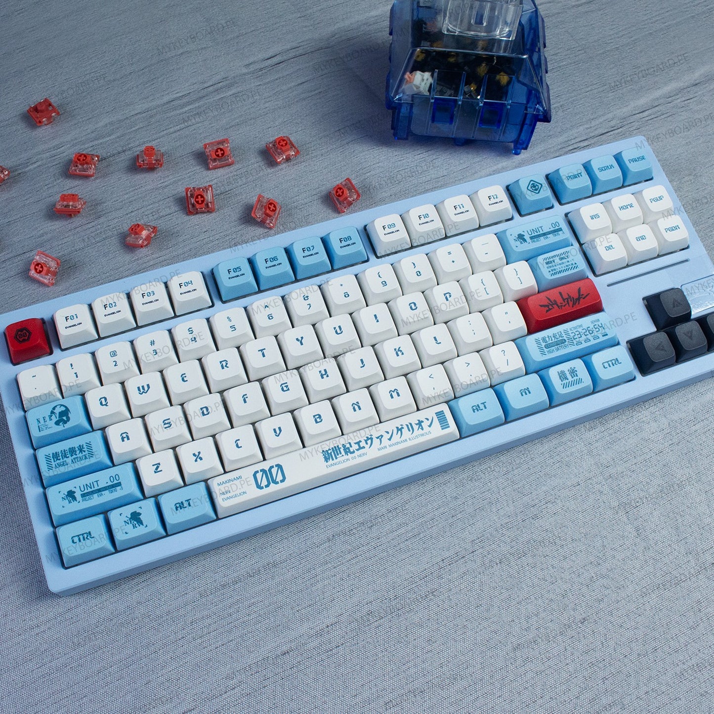 Teclado mecánico MyKeyboard Epomaker X Feker Galaxy80 edición Evangelion EVA-00 en azul y blanco con teclas PBT