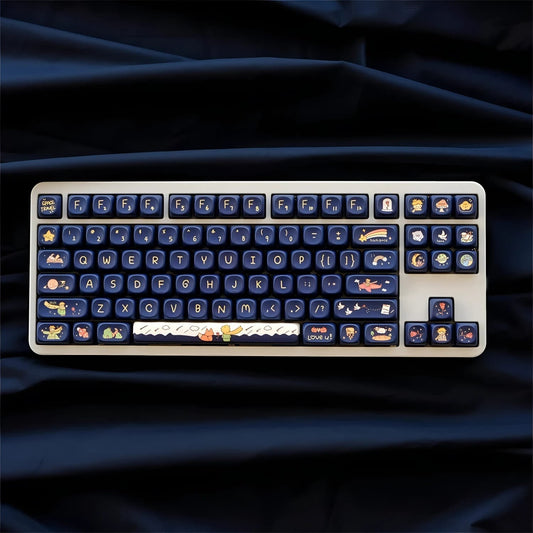 Set de 129 teclas MyKeyboard con temática de El Principito, perfil MOA en PBT azul oscuro con ilustraciones detalladas