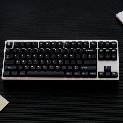 Teclado mecánico MyKeyboard Jaycomia GMK BOW con teclas negras de perfil Cherry y material PBT Double Shot