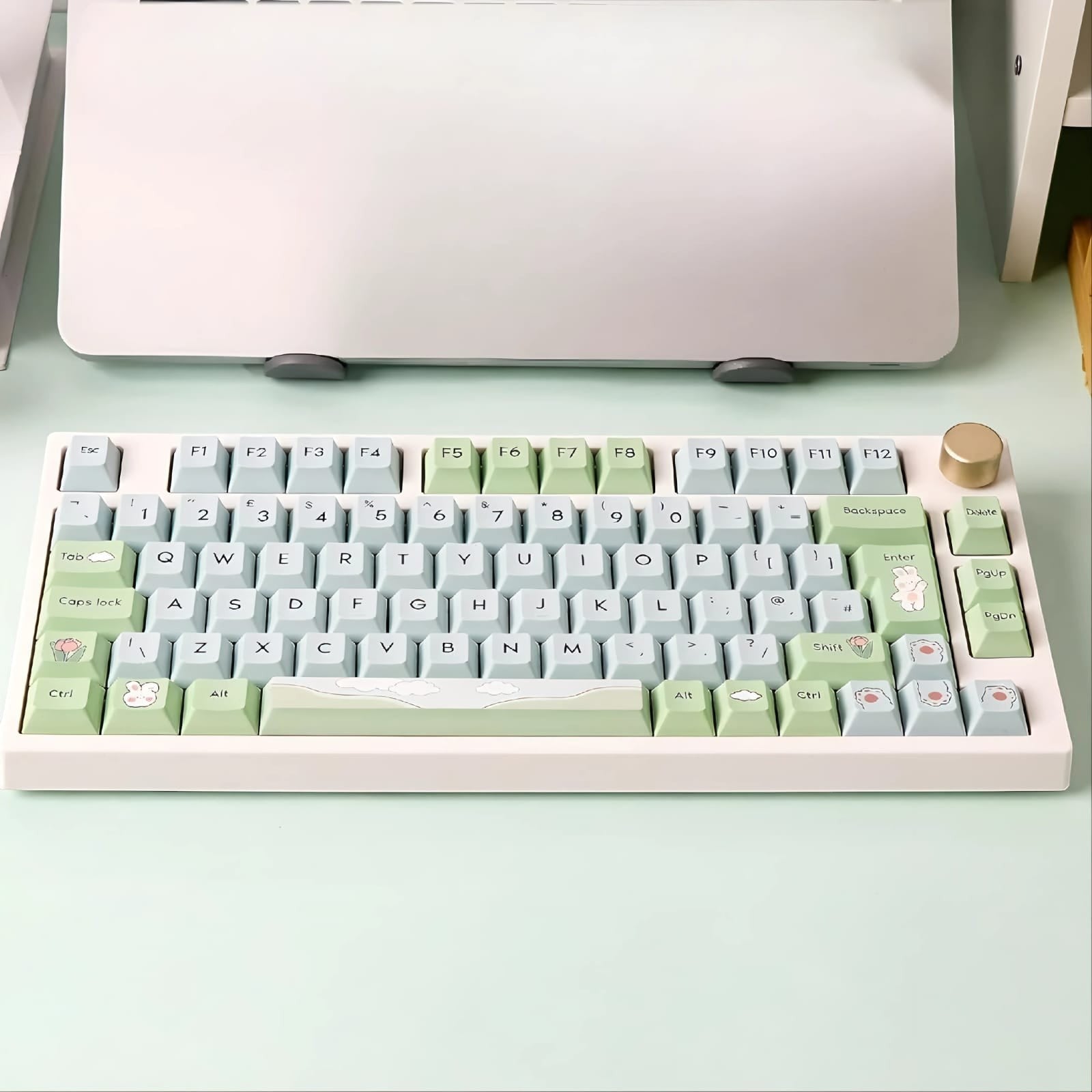 Set de teclas MyKeyboard Epomaker Alice's Adventure con perfil Cherry, fabricadas en PBT verde y blanco con ilustraciones